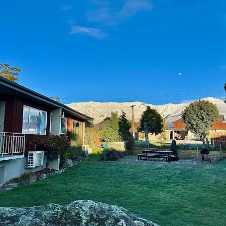 Manuka Crescent Motel Wanaka Exterior photo